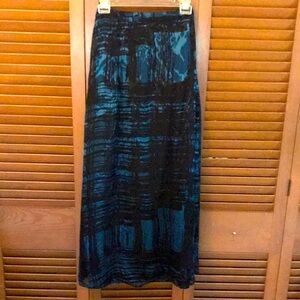 | NWT Chico’s Deep Blue & Black Print Maxi Skirt - L